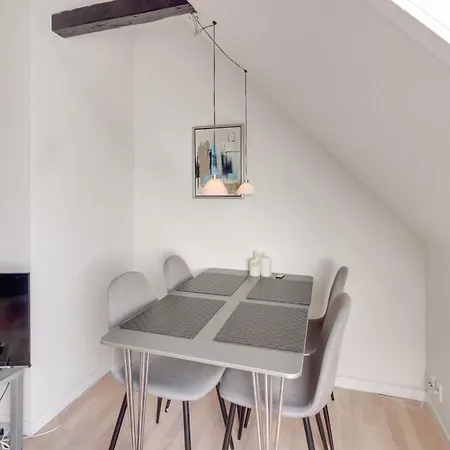 Gyta - 500m From The Sea By Interhome Appartamento Gudhjem